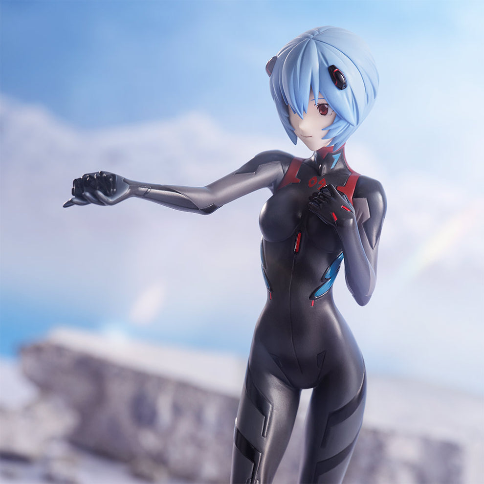 Rei Ayanami Hand Over Black Suit Evangelion Sega Figure